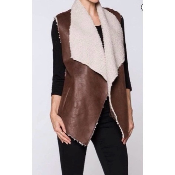 Love Tree Jackets & Blazers - LOVE TREE | Brown Faux Suede Sherpa Lined Vest | M